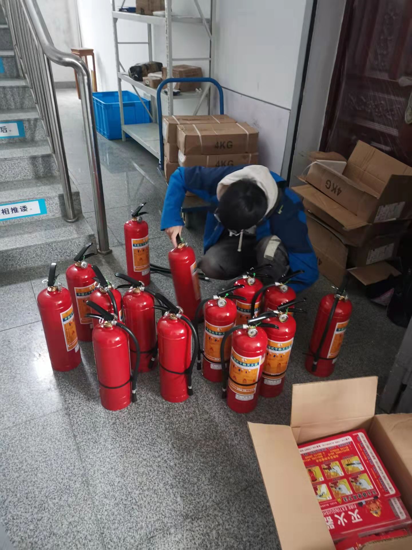 1647504409345977.jpg 288407035259688896.jpg